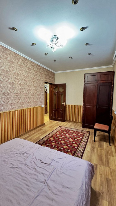 3х кімнатна, Центр, з меблями Каменец-Подольский - изображение 5