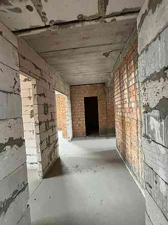 Продам 2-х комнатную  в кирпичном доме. Двухконтурный котел. Одесса