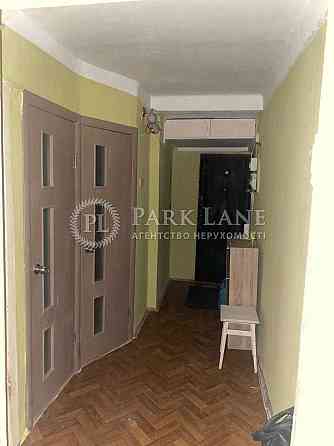 2 кімнатна Мрії 18, Святошино, Нивки, Шулявська Київ