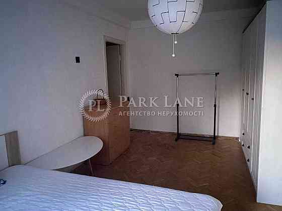 2 кімнатна Мрії 18, Святошино, Нивки, Шулявська Київ