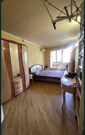 3х к.из СТАЛИНКА. Ж/Б - 98 м2 ст.м. БОТ. САД Харьков