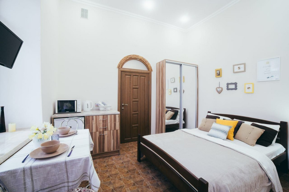 Продам 1-кімнатна квартира студія. Готовий бізнес подобової оренди Львів - зображення 1