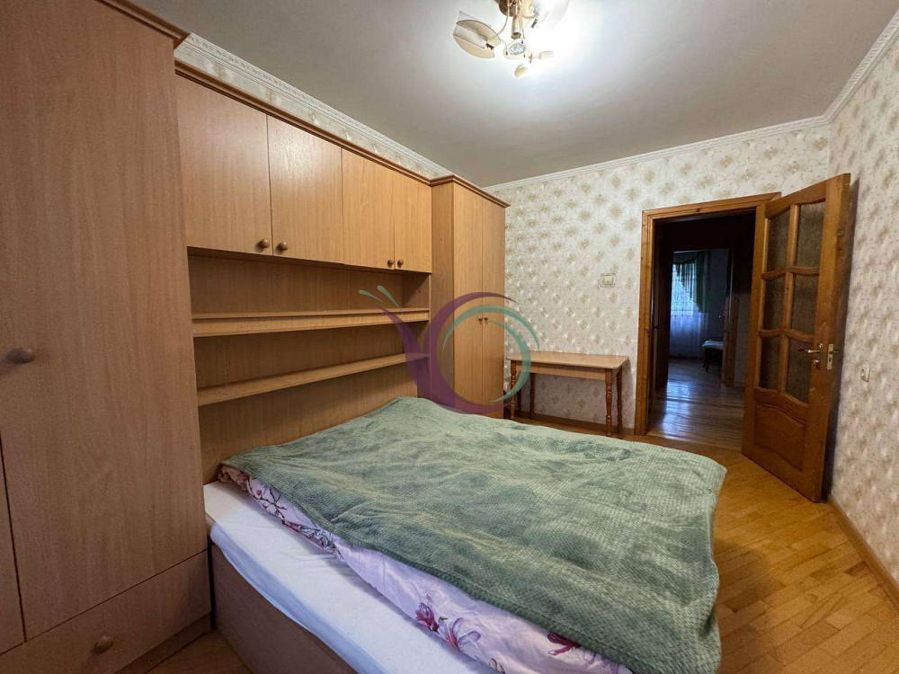 Простора 3-к. квартира за вул. Стуса Ивано-Франковск - изображение 6