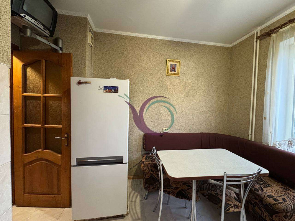 Простора 3-к. квартира за вул. Стуса Ивано-Франковск - изображение 3