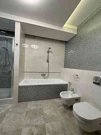 Оренда розкішної квартири в центрі міста з паркомісцем Ровно