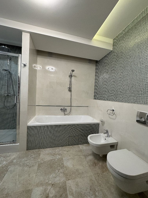 Оренда розкішної квартири в центрі міста з паркомісцем Рівне - зображення 6