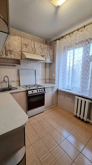 Оренда 1к.кв на 3/9 по вул. Д. Вишневецького ( Ладозька) Бородинський Запоріжжя - зображення 2