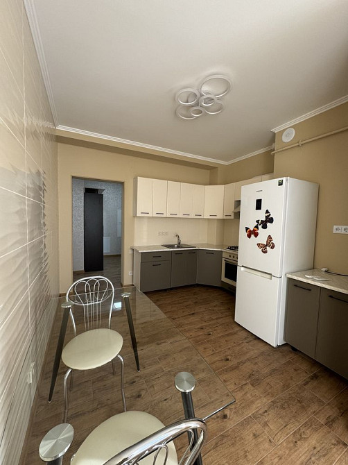 Здам 2 кімнатну нову квартиру в центрі. Перша здача Чернівці - зображення 4