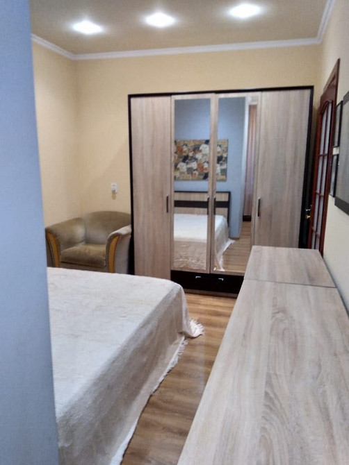 Квартира (3к) в центрі Берегова з земельною ділянкою + літня кухня Берегове - зображення 3