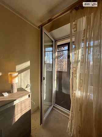 Продам 1-к квартиру пр Б.Хмельницького 8, Пилипа Орлика. Днепр