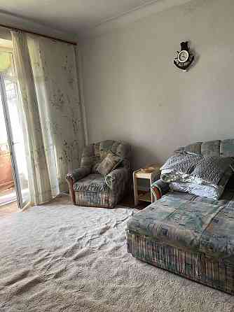 Продам 1 комнатную сталинку на 12 квартале, р-н 61 школы, 12 квартал Днепр