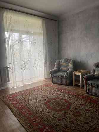 Продам 1 комнатную сталинку на 12 квартале, р-н 61 школы, 12 квартал Днепр