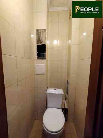 Продам велику видову трикімнатну квартиру на Позняках Київ