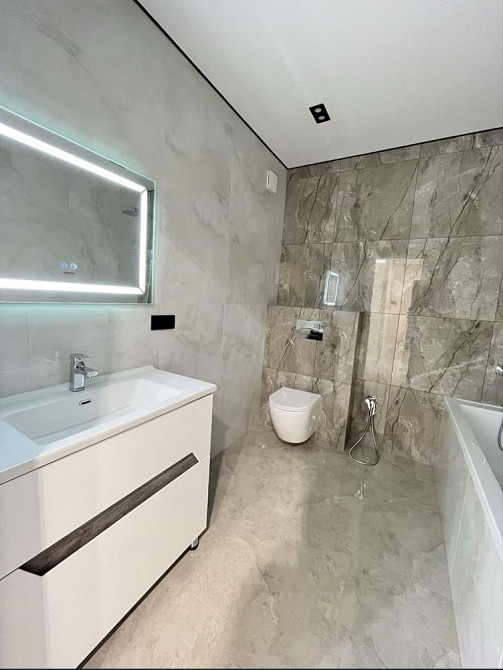 ‼️ Є-оселя простора 1-км кв, центральна частина міста Ивано-Франковск - изображение 1