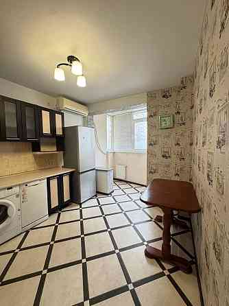 Продам свою квартиру в Радужном від господаря  перший поверх Лиманка