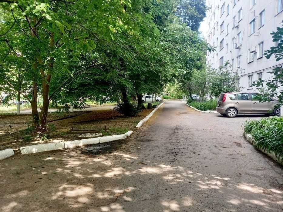 2 комн СТАНДАРТНАЯ -45 метров. 2/9 эт. Центр.  Селекционный институт. Одеса - зображення 3