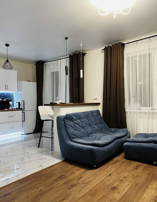 Красивая студия, Люстдорфская дор. 4 ст. Одеса - зображення 1