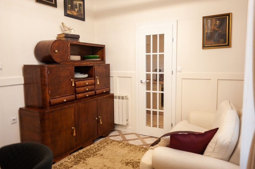 Простора та затишна трикімнатна квартира в оренду Мукачево - зображення 4