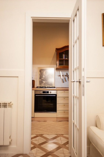 Простора та затишна трикімнатна квартира в оренду Мукачево - зображення 6