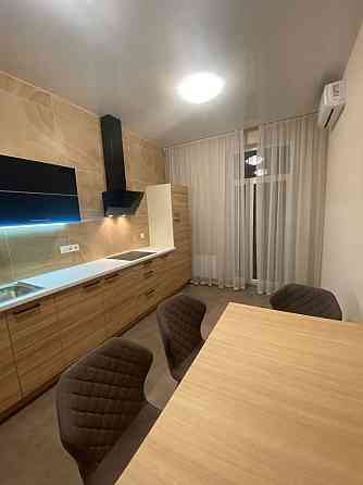 Французький квартал. Світла та тепла 1-К квартира довгостроково Київ