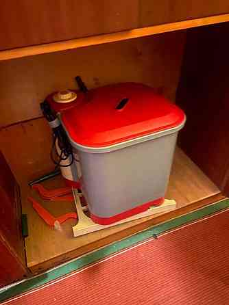 Оренда 3 кімнатної квартири Оболонський п-т. 5 поверх є газ Київ