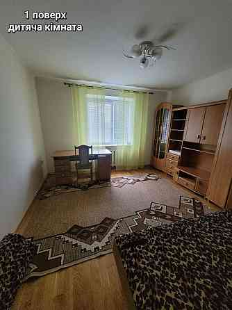 Продаж трьохрівневої 5-ти кімнат  квартири по вул. Української Дивізії Ивано-Франковск