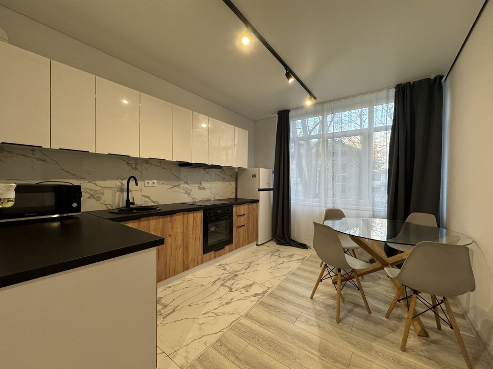 Продам 1к квартиру/ Центр міста/ Квартира з ремонтом/Білочка Ужгород - изображение 1