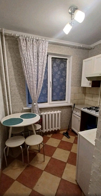 Ціну знижено! Продам 1-кімнатну квартиру з сучасним ремонтом в тихому Чернігів - зображення 1