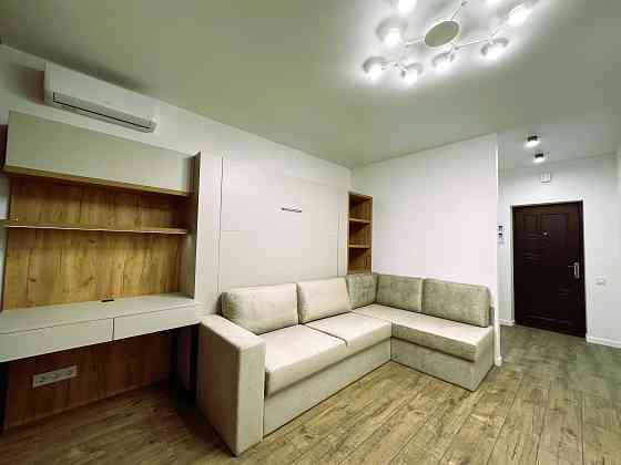 Квартира метро Васильківська ПаркЛенд Голосіївський ВІЛЬНА з ремонтом Київ