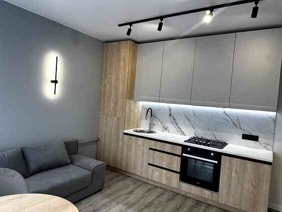 Євро 2 кімнатна квартира з новесенькими ремонтом Ірпінь