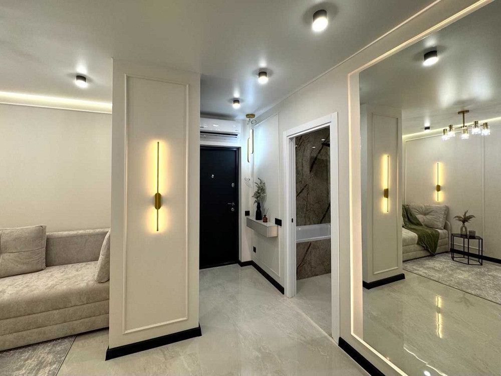 Крута функціональна, квартира з зоною вітальні Фемілі плаза 5 пов. Ивано-Франковск - изображение 1