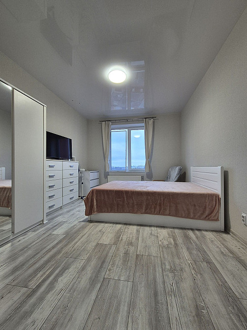 Вільна квартира! Укомплектована меблями і технікою Ірпінь - зображення 1