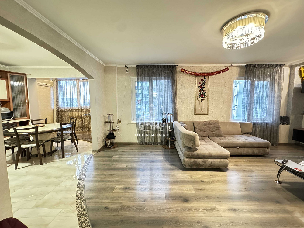 Аренда 3к. Харьковское шоссе 56, метро Харьковская, Заезд 12.03.25. Київ - зображення 1