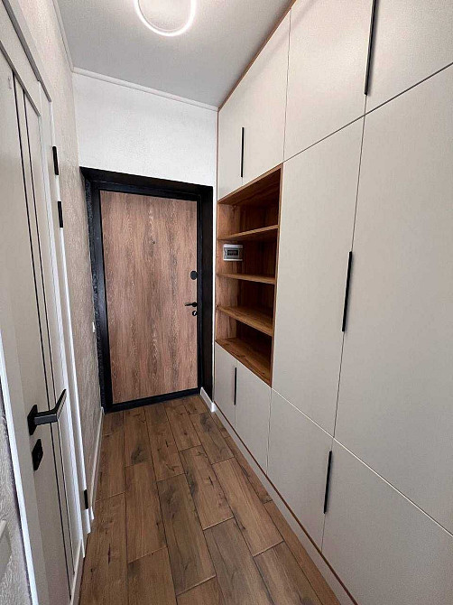 КУПИТИ однокімнатну з НОВИМ ремонтом в Ірпені! Кухня 18м2! БЕЗ % Ірпінь - зображення 2