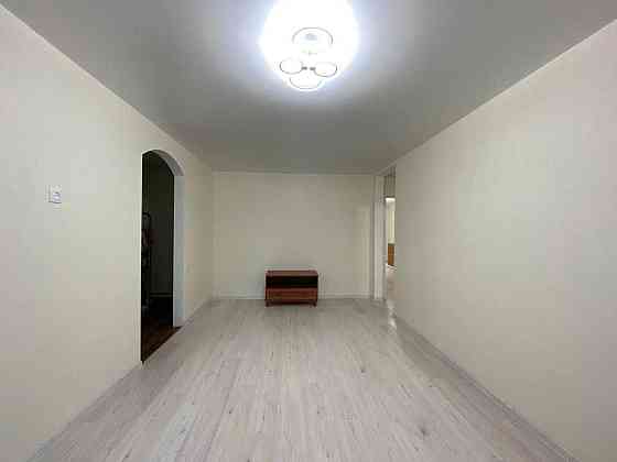 Трехкомнатная квартира 7 ст Фонтанская дорога Одесса