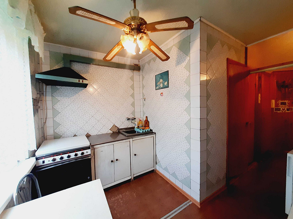 Продам 3к кв Салтовка метро Салтовское Тракторостроителей 533 мк-рн Харьков - изображение 1