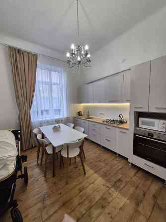 2к вул.Тарнавського, центр Ивано-Франковск