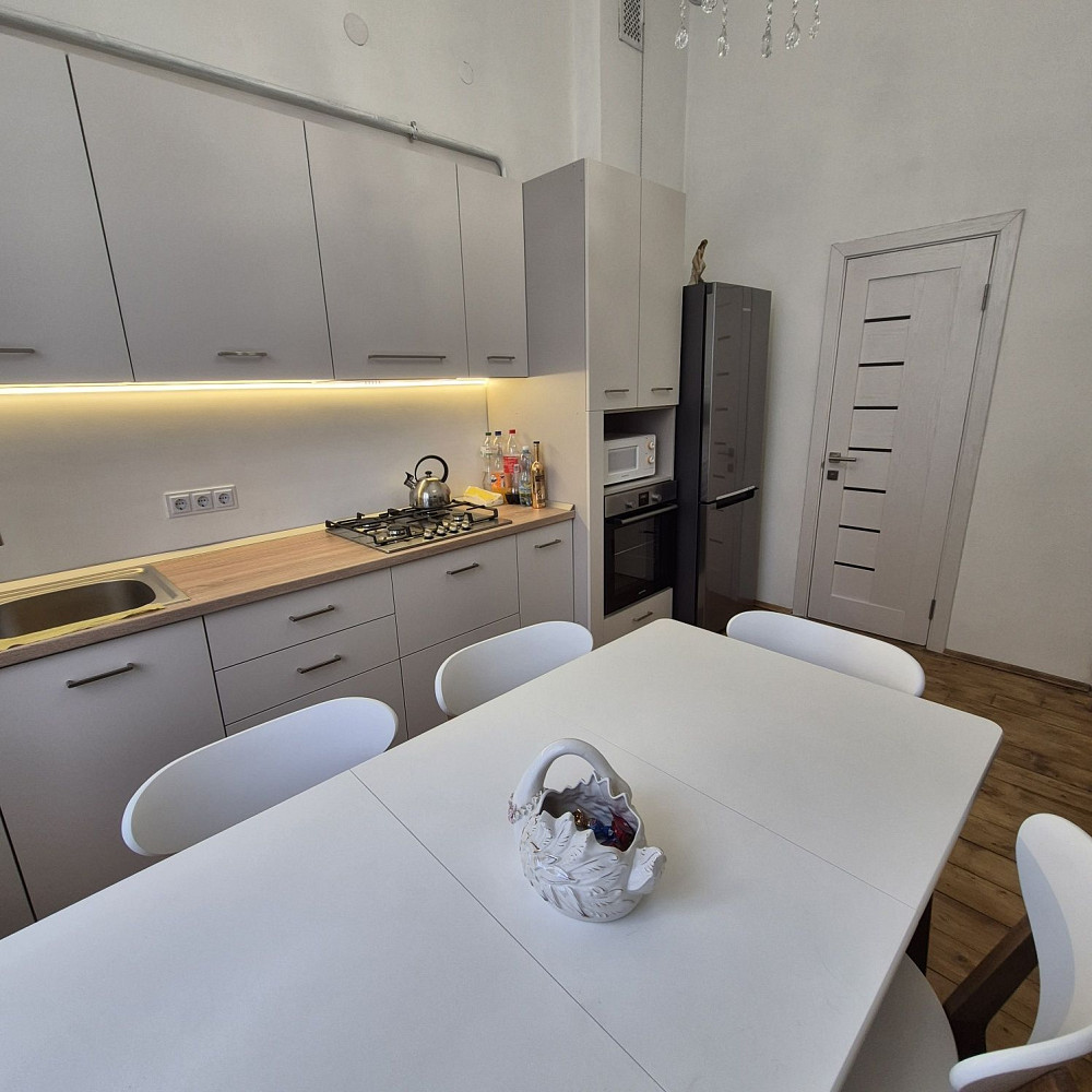 2к вул.Тарнавського, центр Ивано-Франковск - изображение 2