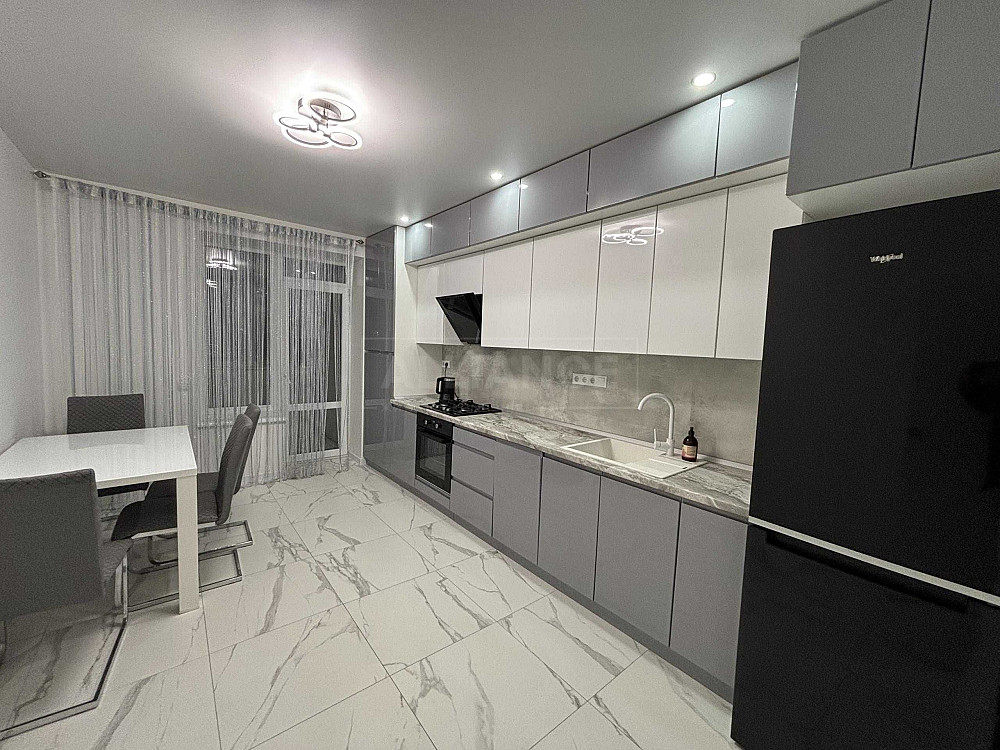 1 кім кв з сучасним ремонтом Ивано-Франковск - изображение 1