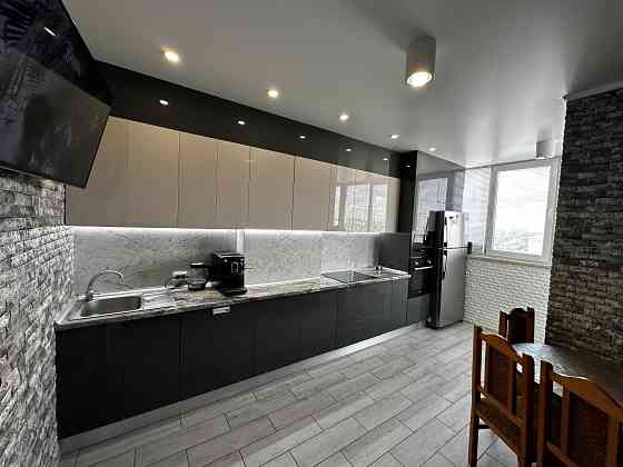 Продам квартиру 56М2 з РЕМОНТОМ, ТЕХНІКОЮ та МЕБЛЯМИ! Центр Вишневого! Вишневе