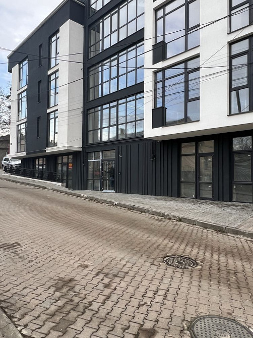 Продаж! 3-кімн. ЗДАНА в ЕКСПЛ. НОВОБУДова в ЦЕНТРІ міста Чернівці - зображення 4
