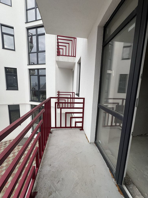 Продаж! 3-кімн. ЗДАНА в ЕКСПЛ. НОВОБУДова в ЦЕНТРІ міста Чернівці - зображення 2