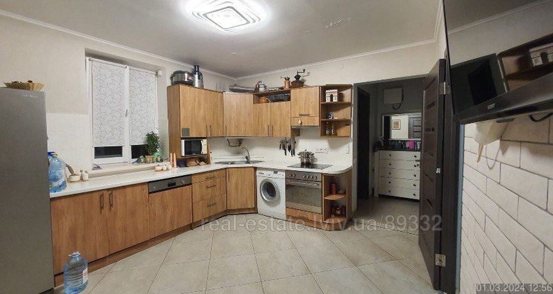 Продаж 3 кімнатної квартири з власним подвір'ям  по вул.Стрийська Львів - зображення 3