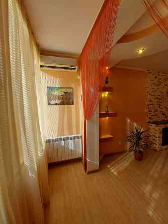 Вільна 2к/к біля ТЦ"Марк Плаза" Николаев