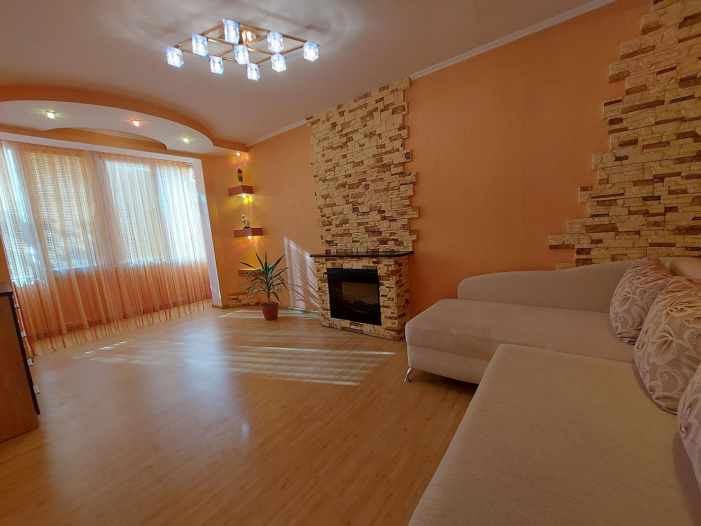 Вільна 2к/к біля ТЦ"Марк Плаза" Николаев - изображение 2