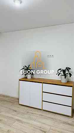 Світла 1 к. кв. Мікрорайон Каменец-Подольский