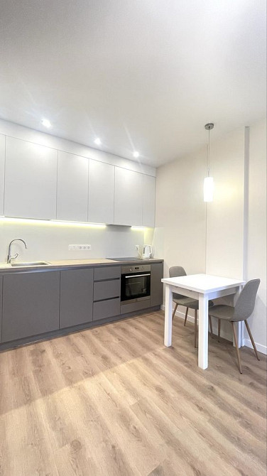 ЖК Республіка метро Теремки Родини Кістяківських 6 Голосіівський район Київ - зображення 4