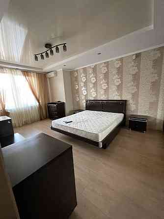 Сдам 2 комн новострой Левитана /неб сотня  9000 т Одеса