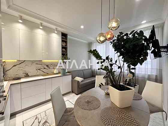 1-комнатная 50м2 с дорогим ремонтом ЖК Мандарин Одеса