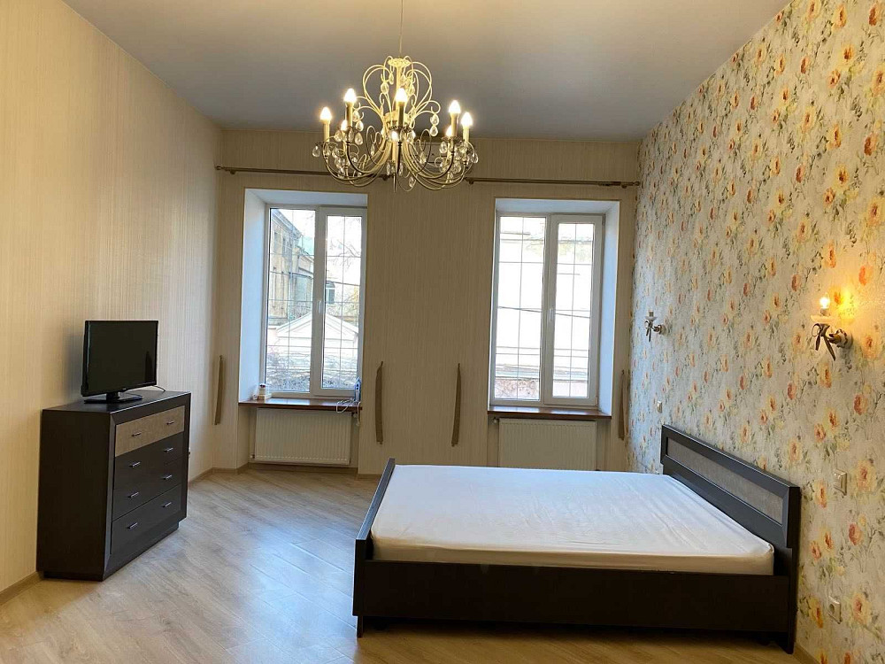 Трех комнатная квартира. Центр города, Воронцовский пер Одеса - зображення 1